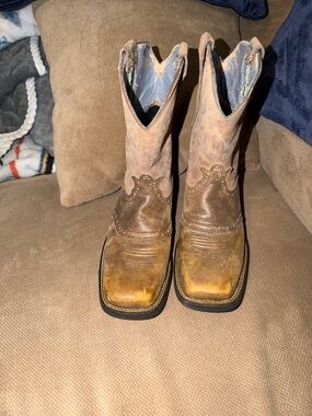 Ariat Two-Tone Brown Tan Leather Western Cowboy Boots